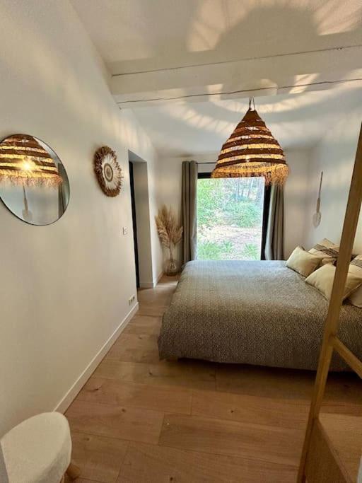 Superbe Maison Avec Jacuzzi Ventabren Eksteriør billede