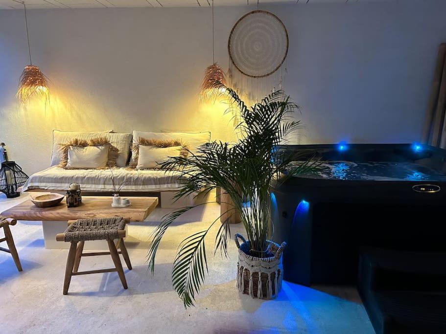 Superbe Maison Avec Jacuzzi Ventabren Eksteriør billede