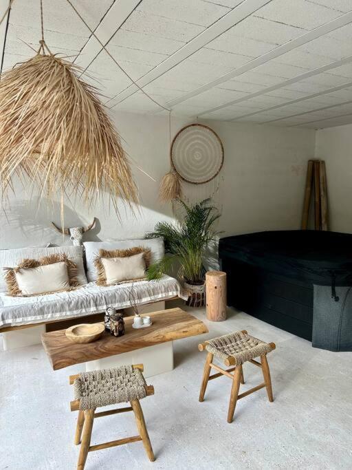 Superbe Maison Avec Jacuzzi Ventabren Eksteriør billede
