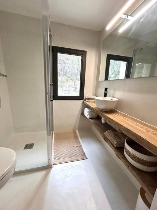 Superbe Maison Avec Jacuzzi Ventabren Eksteriør billede